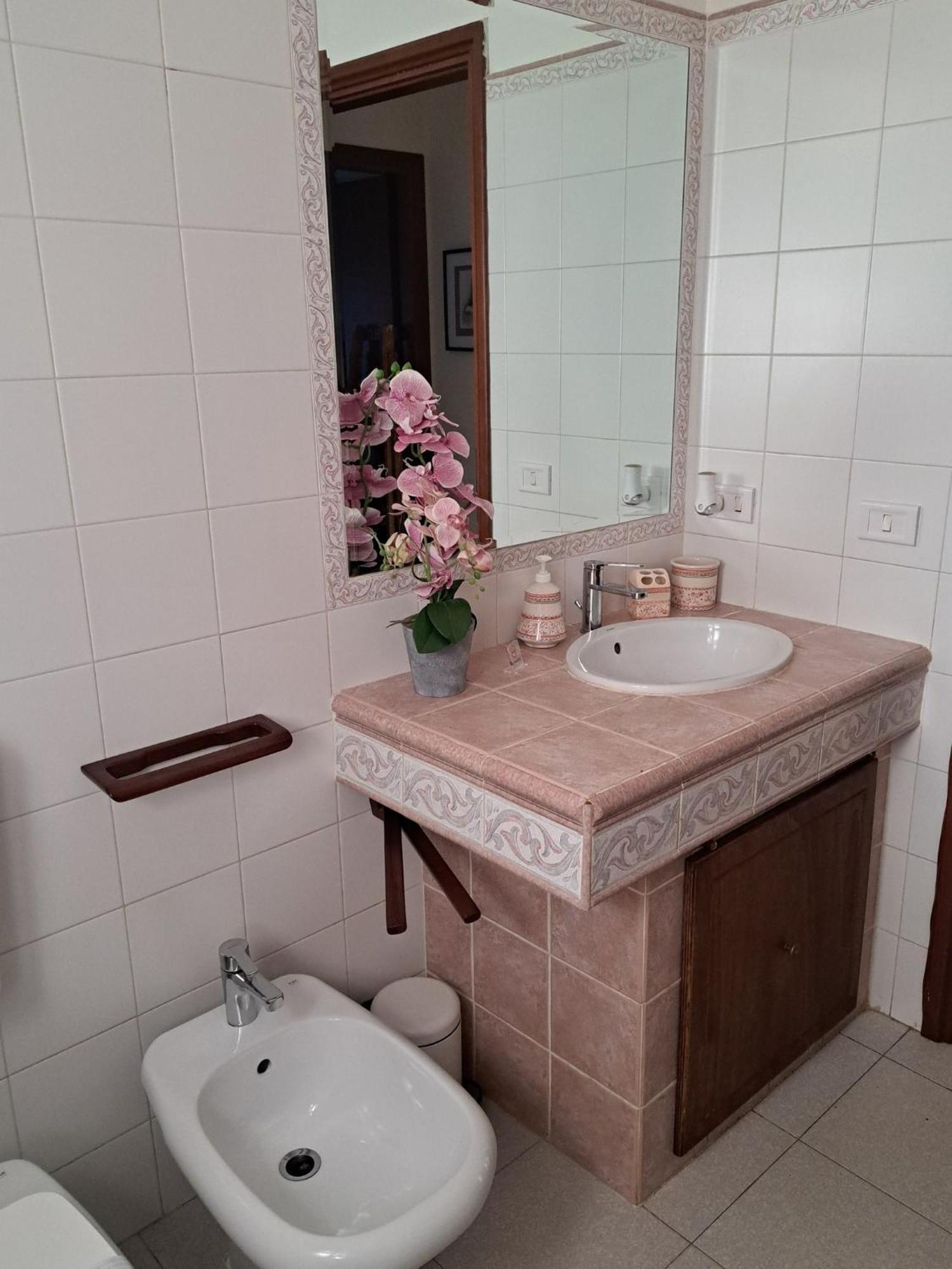 Casa Vacanze Viaggi Dipinti Monterenzio Esterno foto